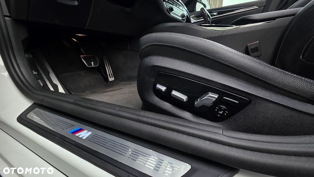 BMW Seria 5 540d xDrive M Sport sport - 12