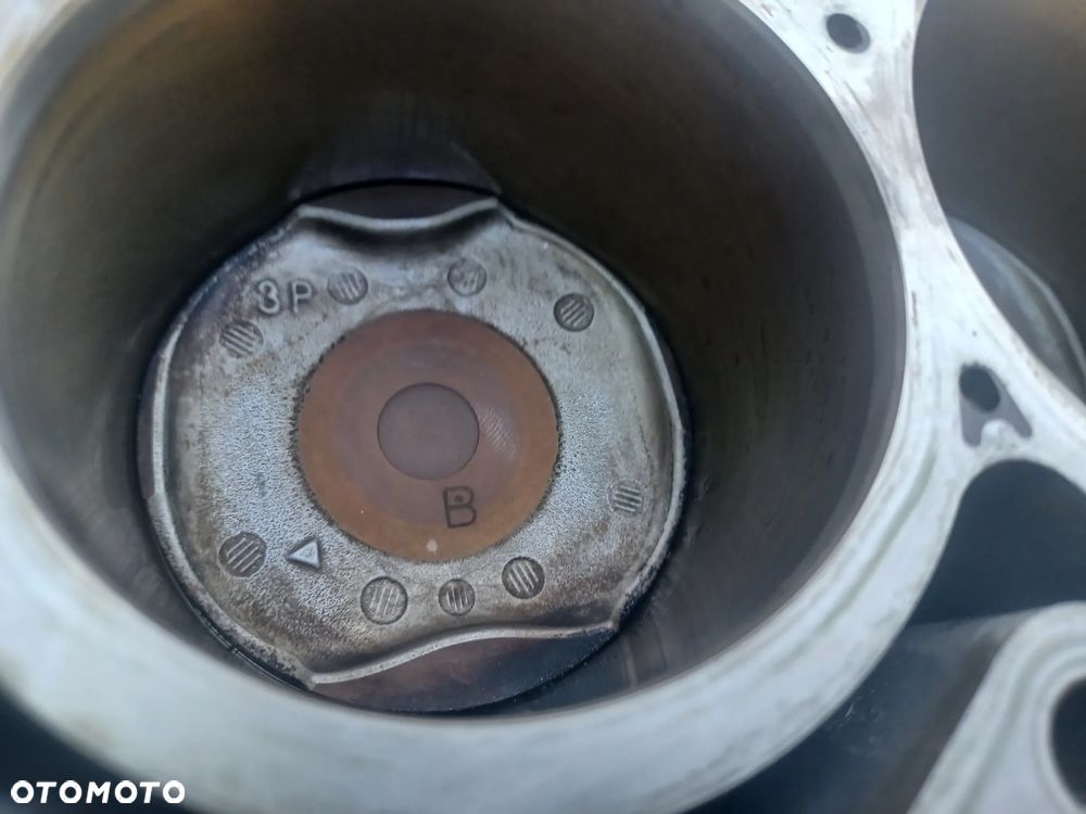 SILNIK BLOK TOYOTA RAV4 III IV 2.0 VALVEMATIC A3ZR - 8