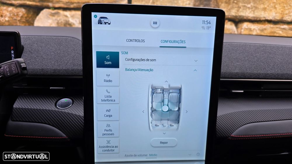 Ford Mustang Mach-E AWD - 26