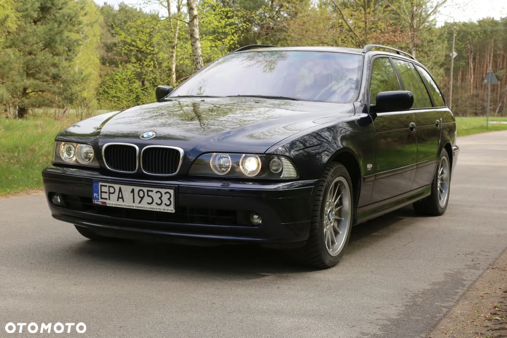 BMW Seria 5 530i Touring Edition Sport - 10