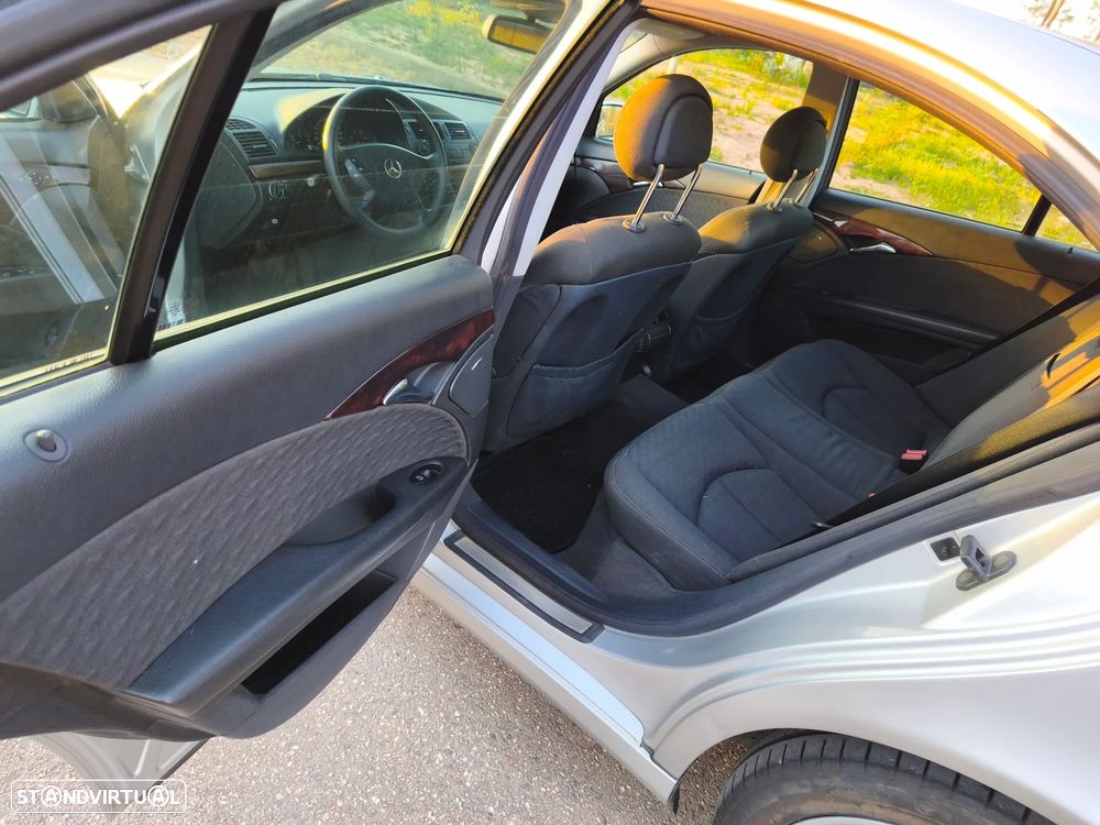 Mercedes-Benz E 270 - 10