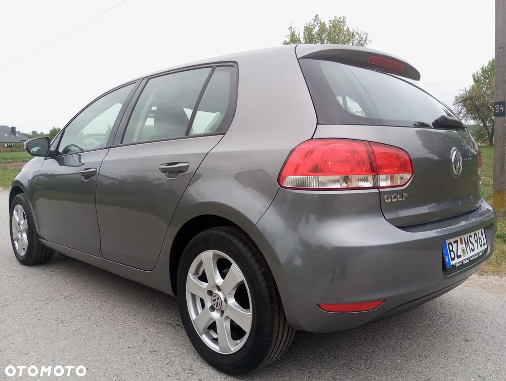 Volkswagen Golf - 14