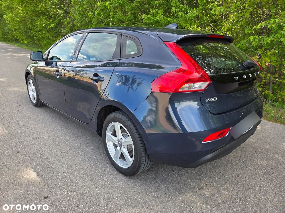 Volvo V40 D2 Kinetic - 9