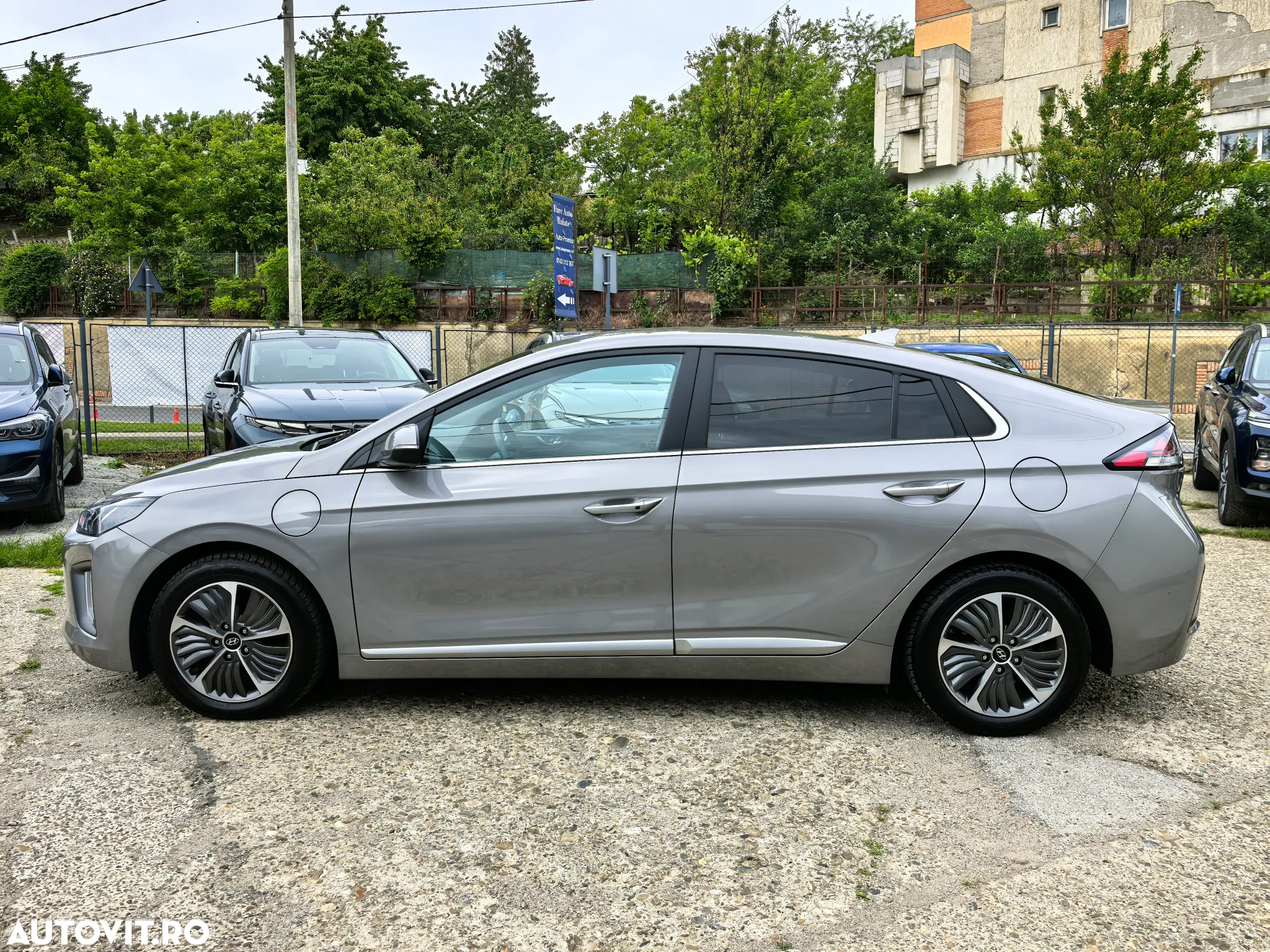 Hyundai IONIQ Plug-In Hybrid 1.6 141CP Exclusive - 3