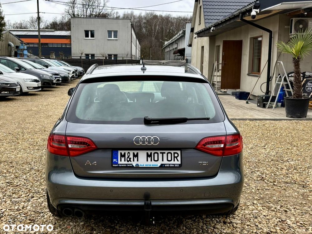 Audi A4 Avant 2.0 TDI DPF clean diesel multitronic S line Sportpaket - 10