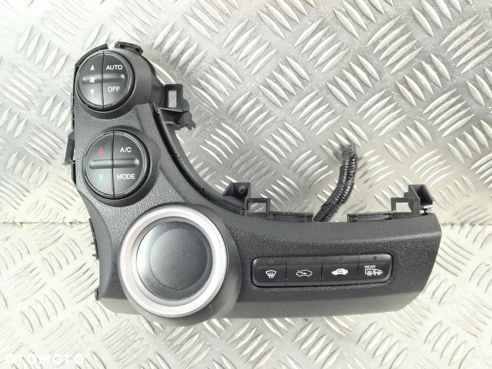 Panel klimatyzacji HONDA Jazz III 08-14r. EU - 1