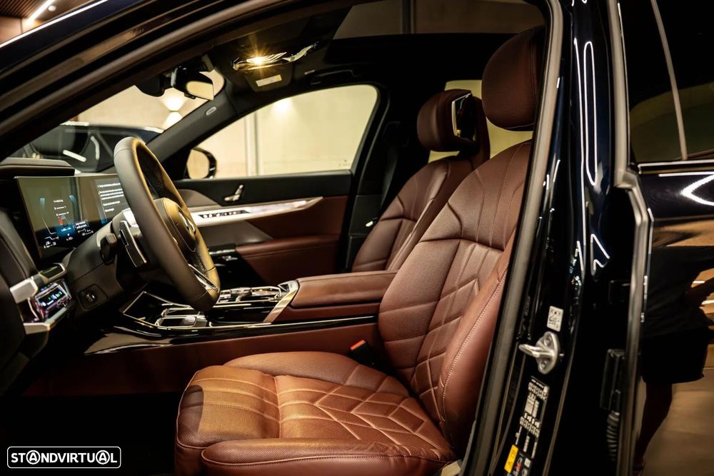 BMW 750 750e xDrive Pack Desportivo M Pro - 12