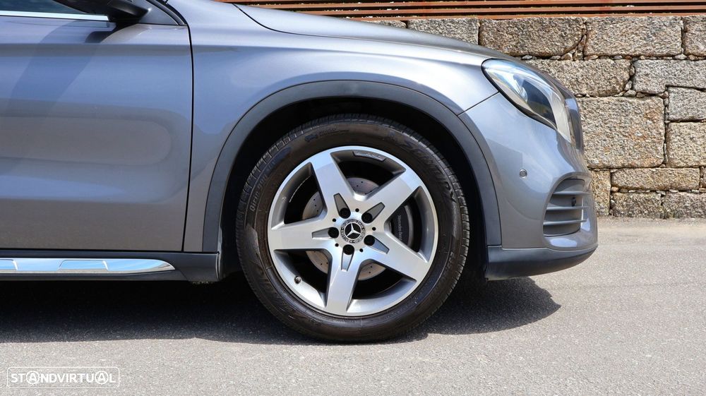 Mercedes-Benz GLA 220 - 6
