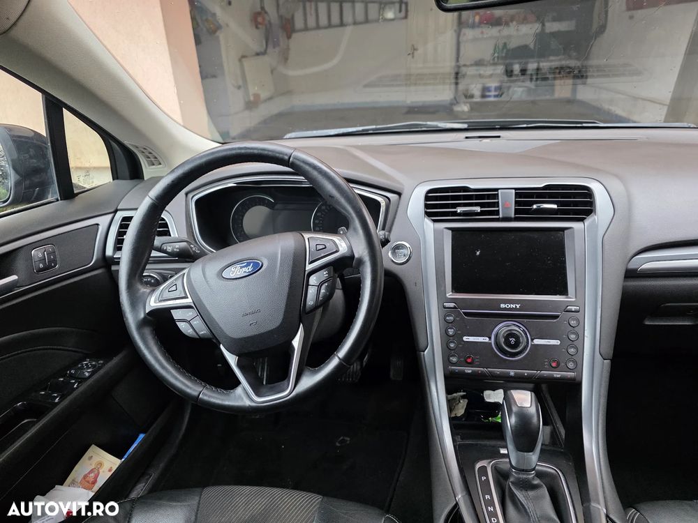 Ford Mondeo 2.0 TDCI PowerShift Titanium - 19