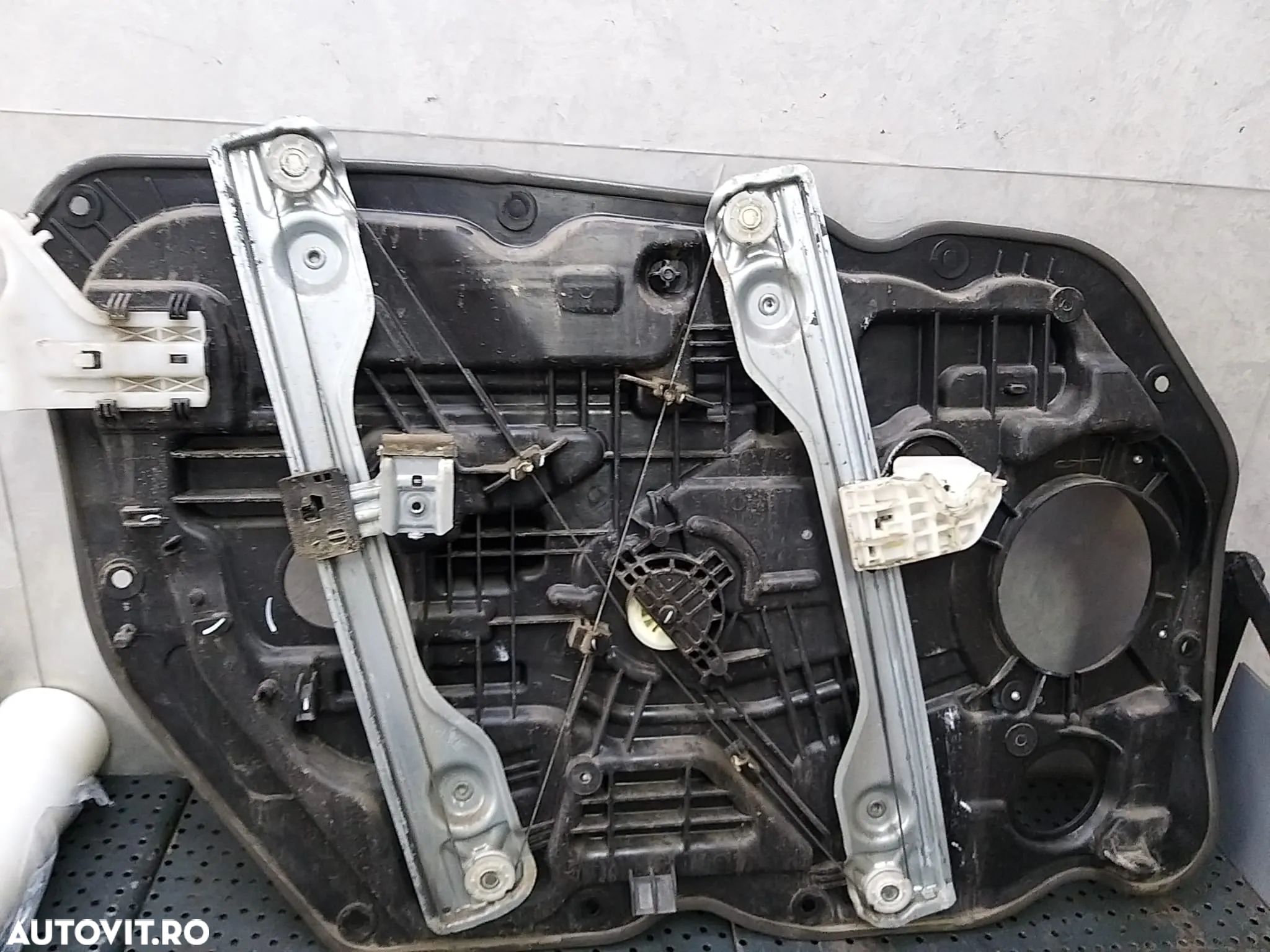 Macara geam electric dreapta fata kia ceed 2 jd 82480a2310 - 1