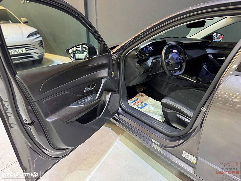 Peugeot 308 SW 1.6 Hybrid Allure e-EAT8 - 14