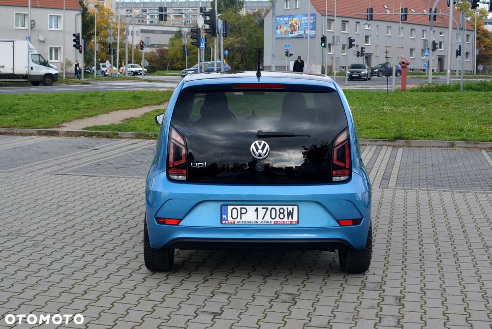 Volkswagen up! (BlueMotion Technology) move - 4