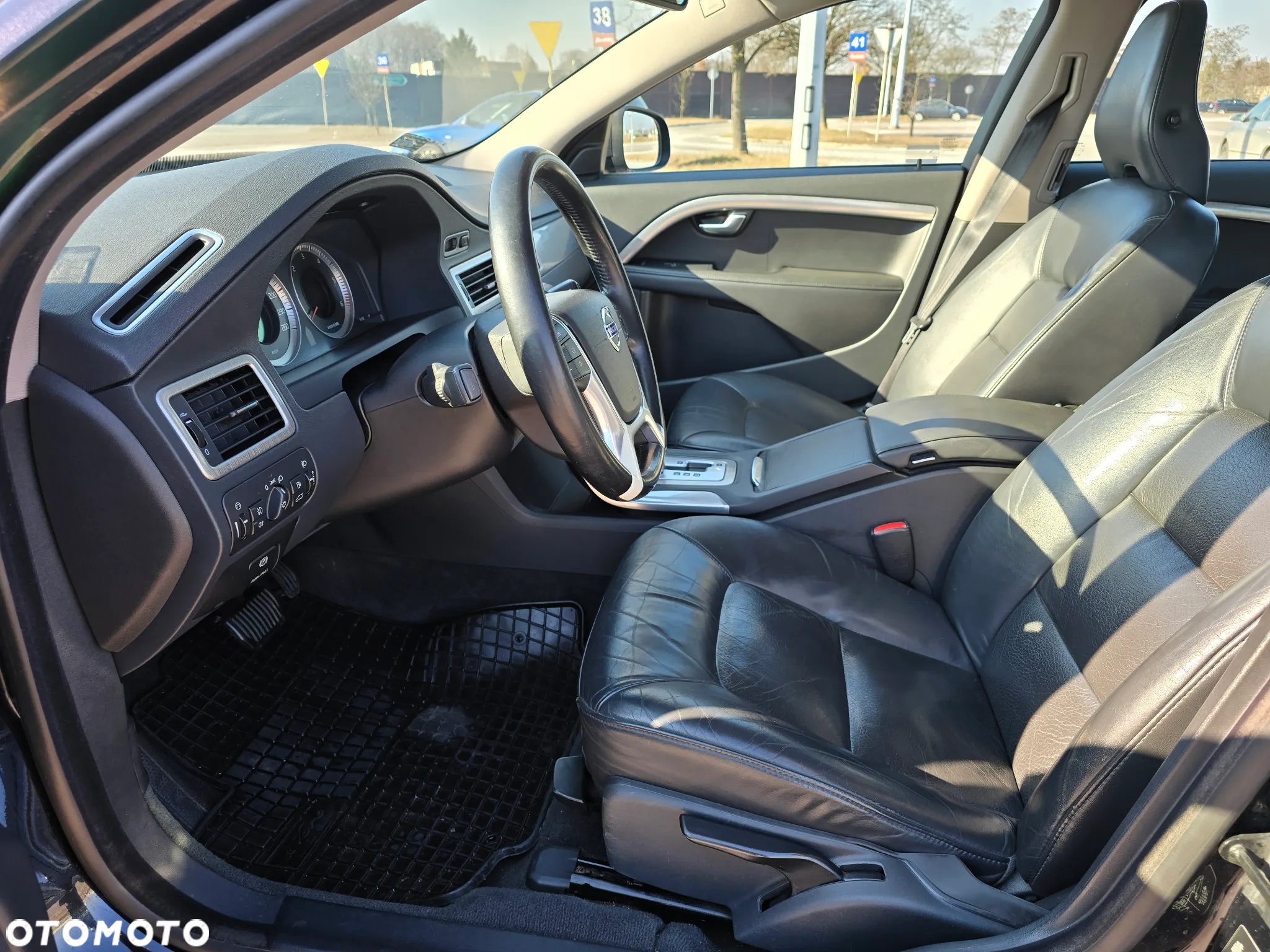Volvo S80 - 11
