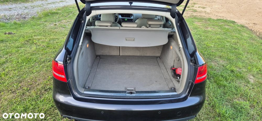 Audi A4 Avant 2.0 TDI DPF quattro S line Sportpaket - 6