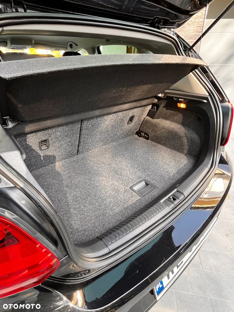 Volkswagen Polo - 21