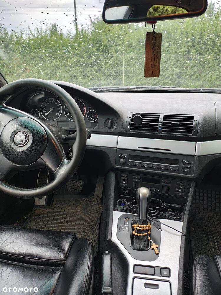 BMW Seria 5 - 13