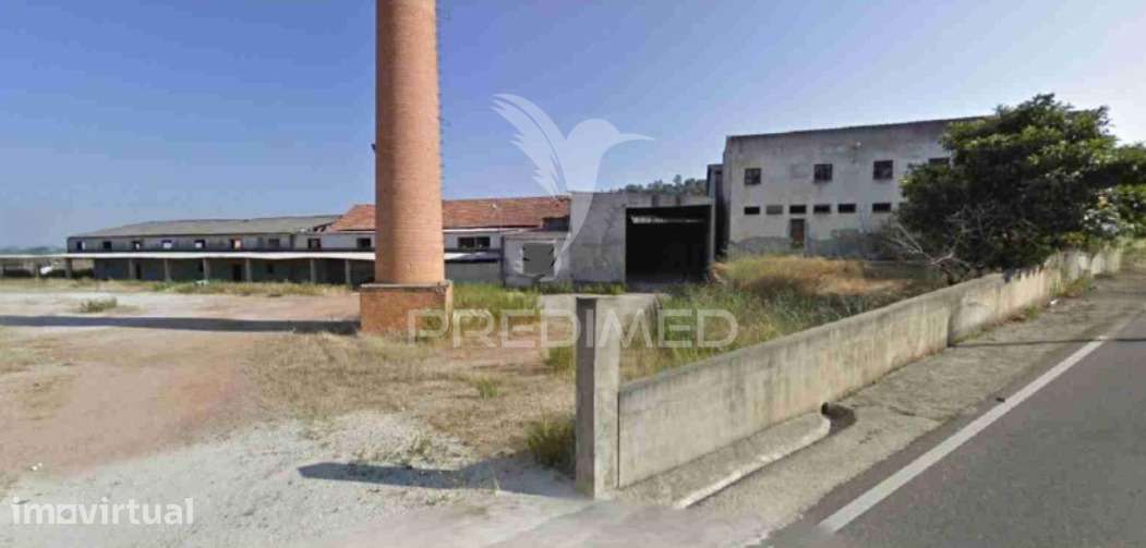 Unidade Industrial para reconstruir na Póvoa da Isenta, Santarém - Grande imagem: 3/8