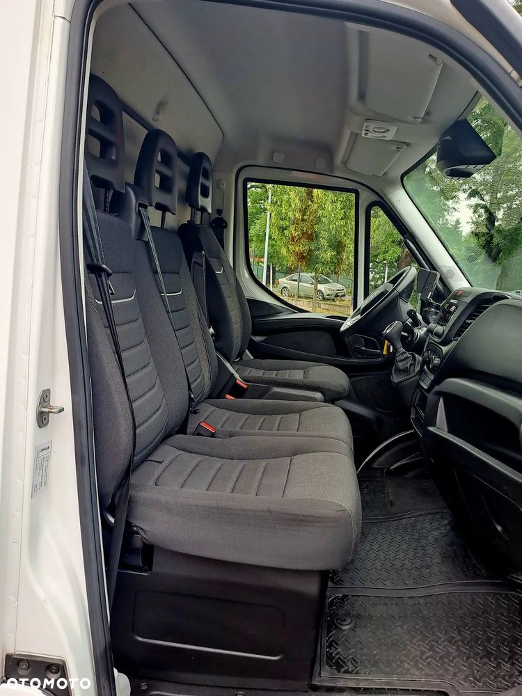 Iveco DAILY | Stan idealny | kontener 8 EP | Automat | Winda | GWARANCJA 12mc | Kamera cofania | - 13