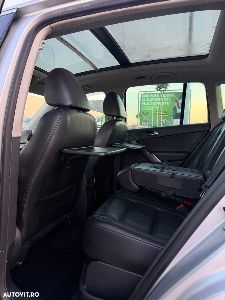 Volkswagen Tiguan - 9