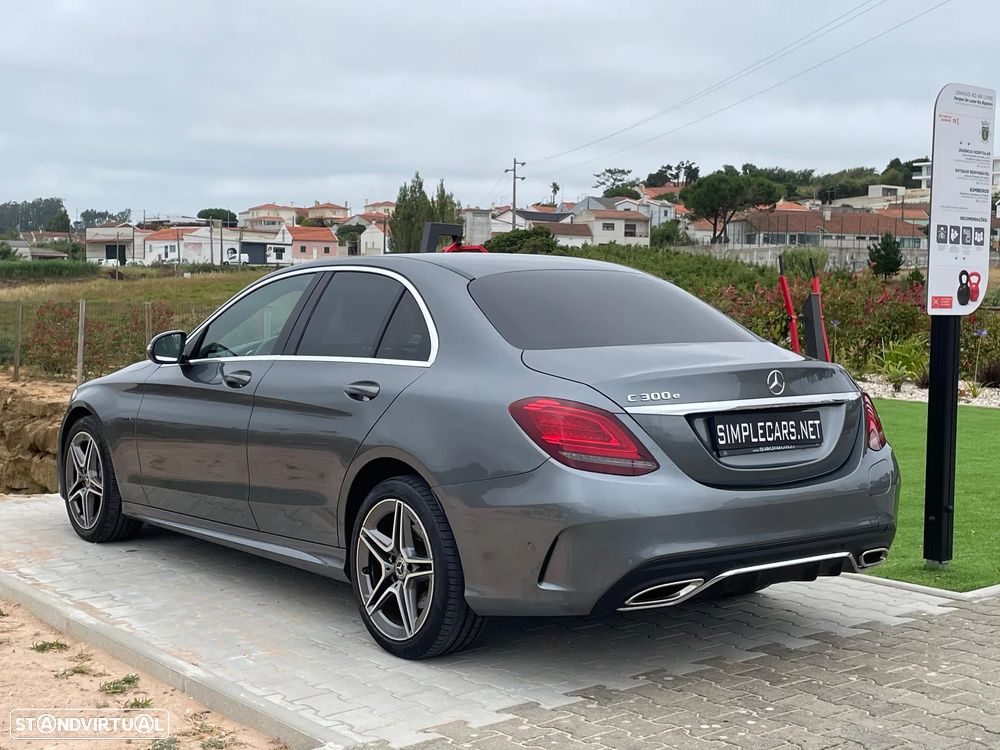 Mercedes-Benz C 300 e T 9G-TRONIC AMG Line - 17