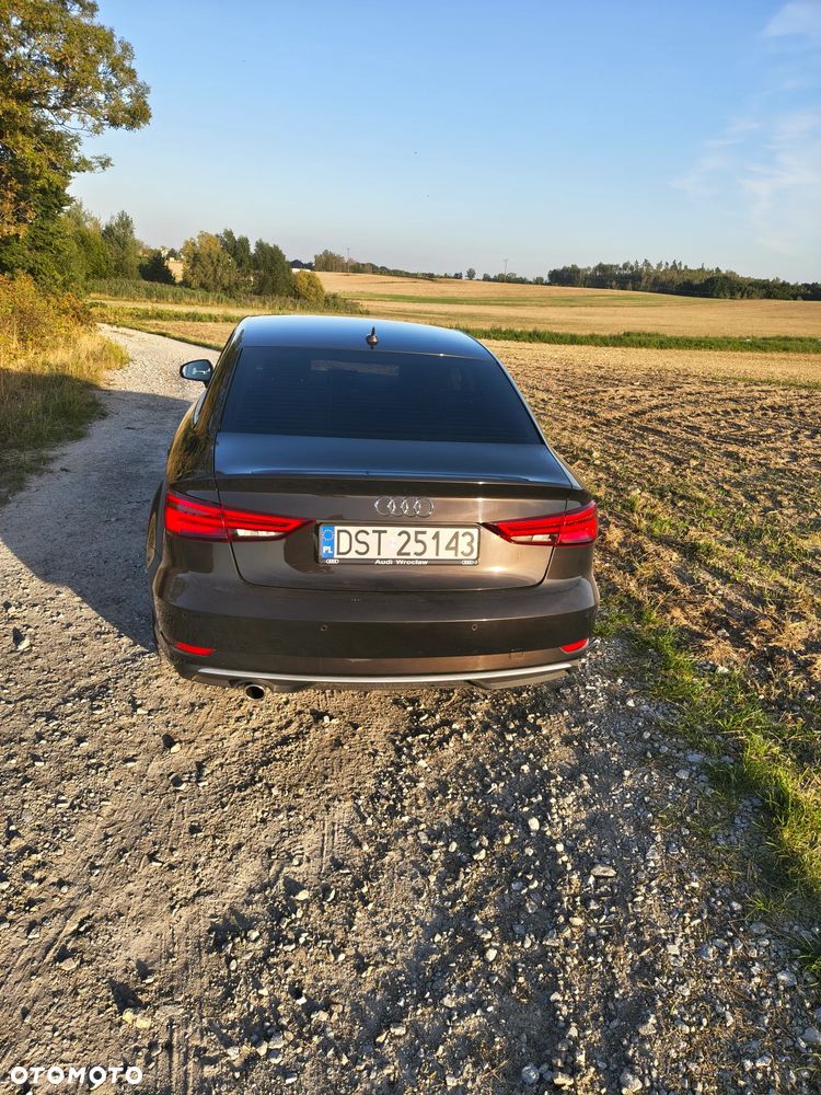 Audi A3 Limousine 1.6 TDI - 35