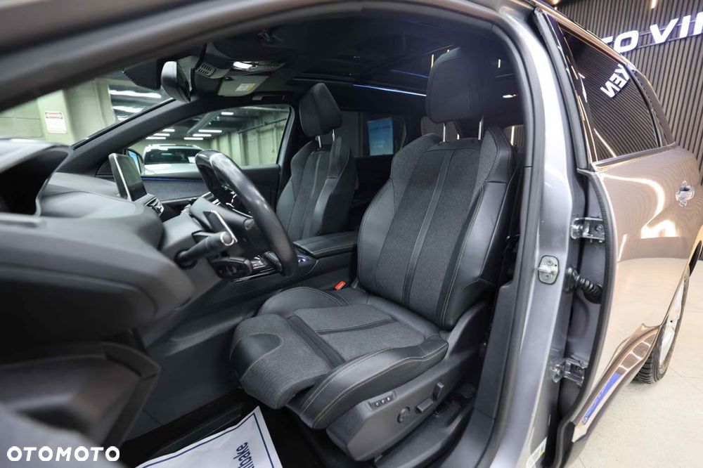 Peugeot 5008 PureTech 130 EAT8 Stop & Start GT - 16
