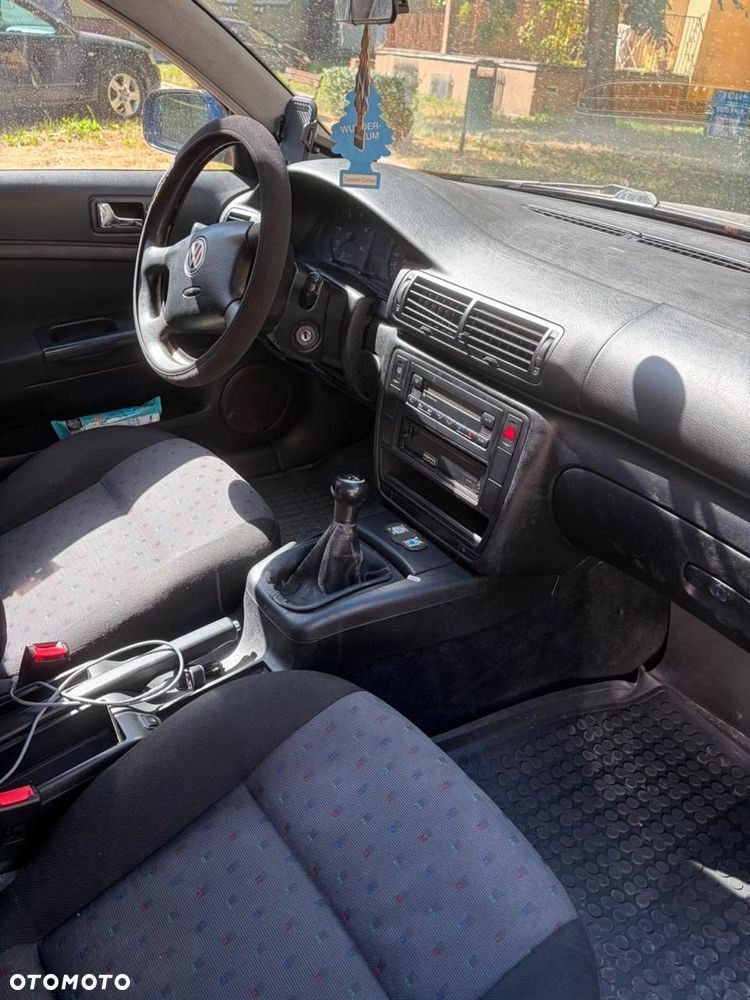 Volkswagen Passat 1.9 TDI - 4