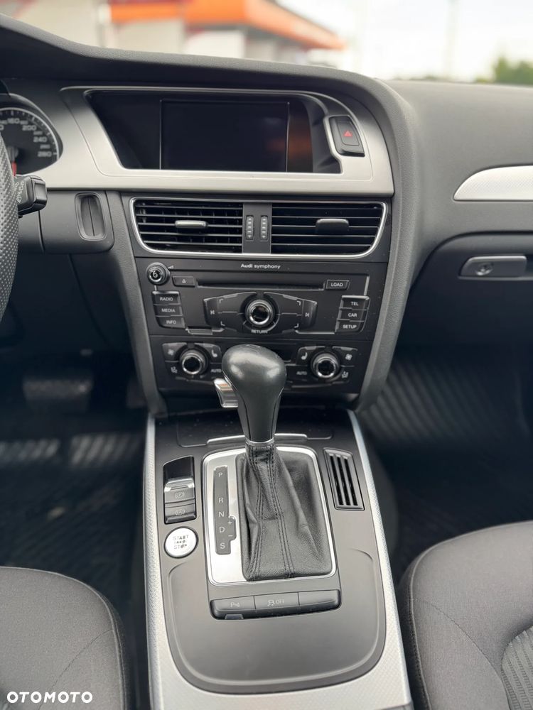 Audi A4 Avant 2.0 TFSI quattro S tronic Ambiente - 16