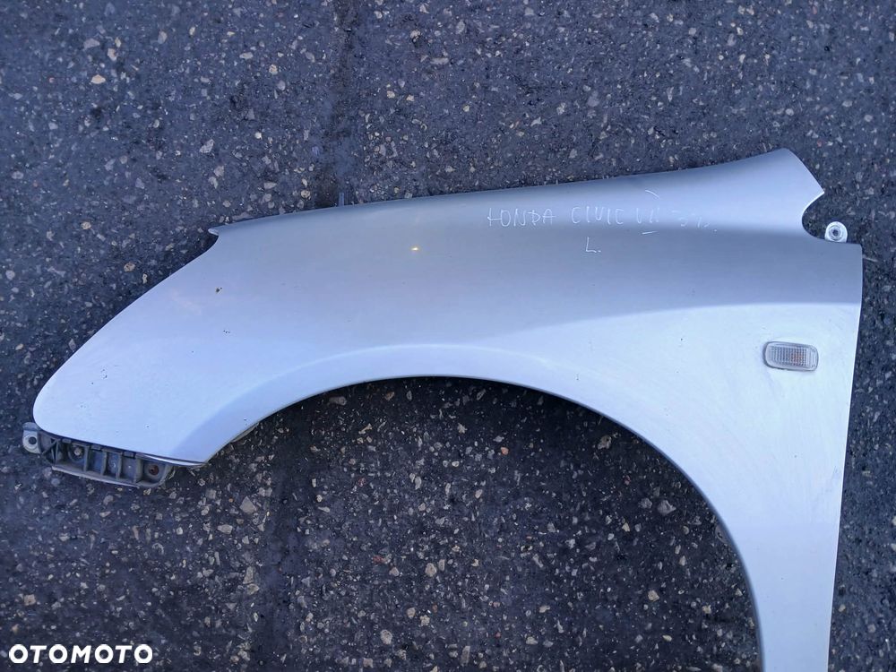Honda Civic VII 3D Błotnik lewy, prawy - 2