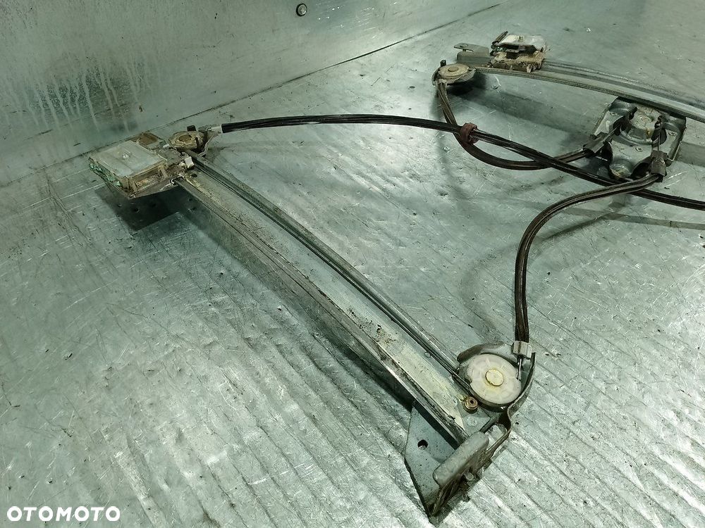 PODNOŚNIK SZYBY PRAWY PRZÓD RENAULT MEGANE II CABRIO - 6