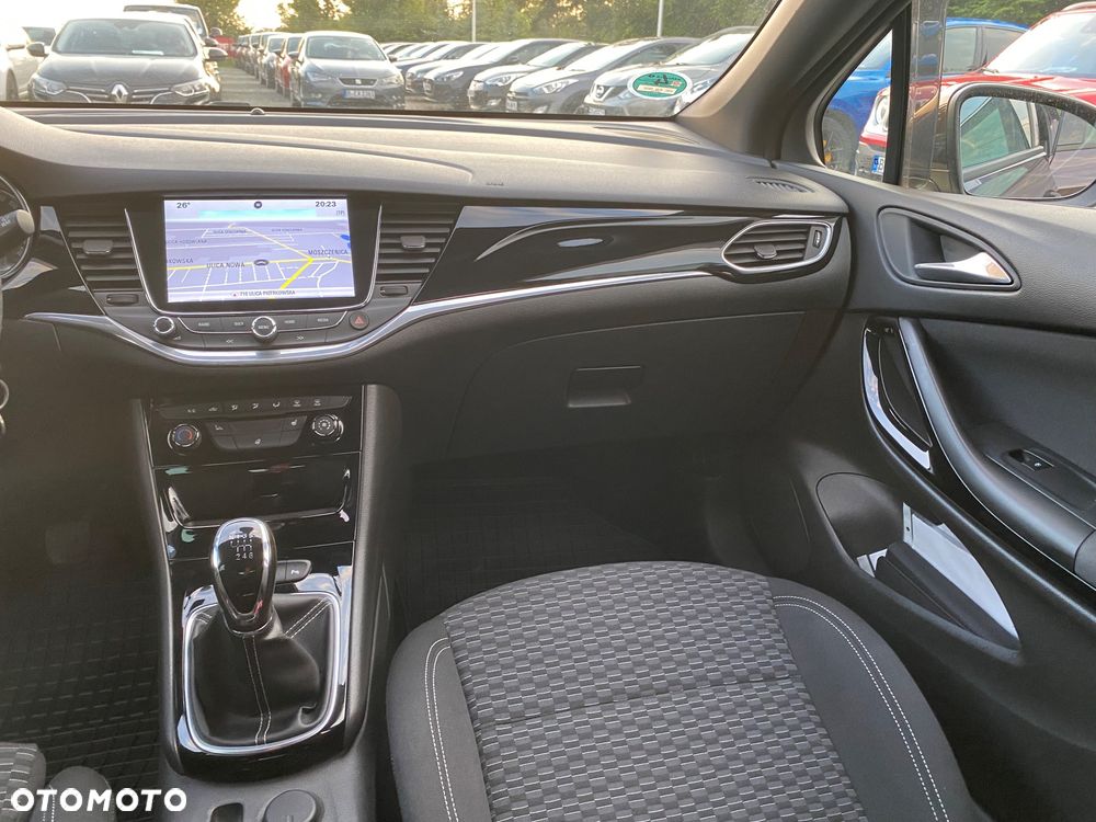 Opel Astra 1.4 Turbo Dynamic - 32