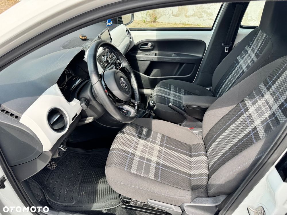 Volkswagen up! 1.0 white - 10
