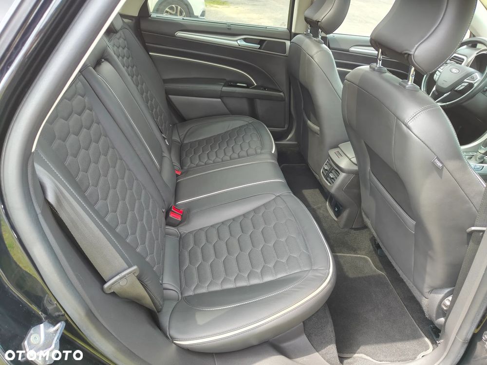 Ford Mondeo 2.0 TDCi STart-Stopp PowerShift-Aut Vignale - 30