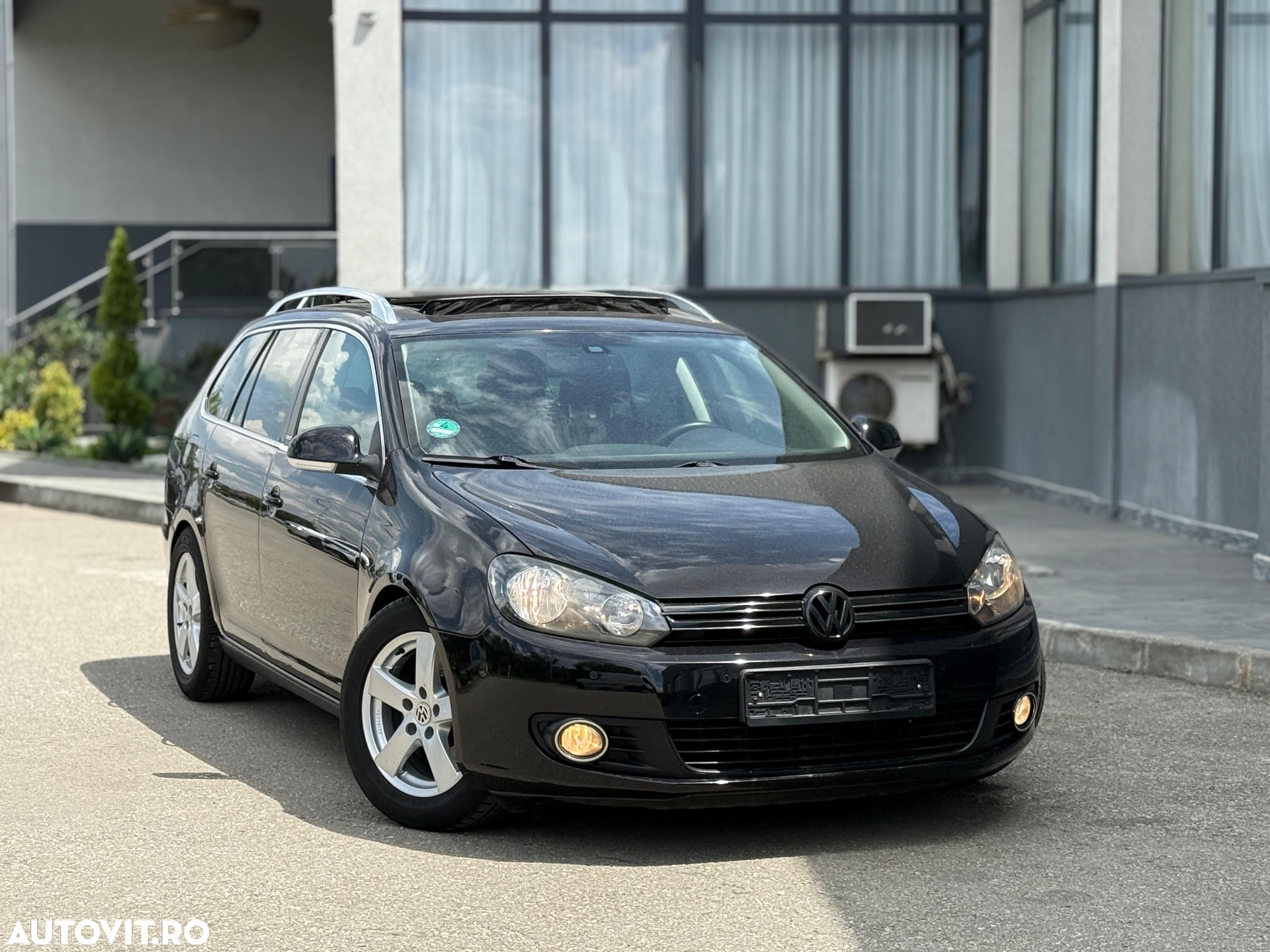 Volkswagen Golf 2.0 TDI DPF Style - 2