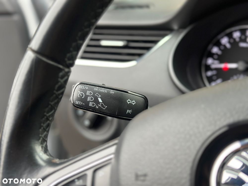 Skoda Octavia 1.6 TDI Elegance DSG - 21