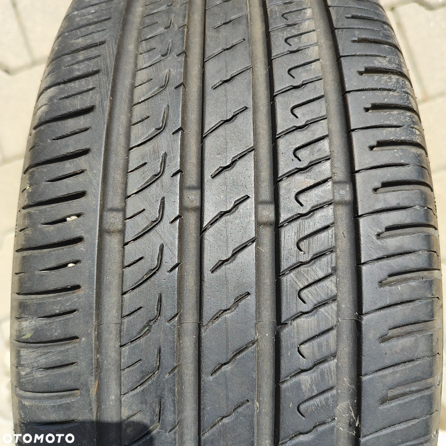 Barum 195 50 R15 V Bravuris 5 HP - 1
