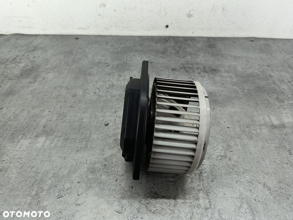 WENTYLATOR NAWIEWU, DMUCHAWA NISSAN MURANO 3V17230352 3.5 24V - 2