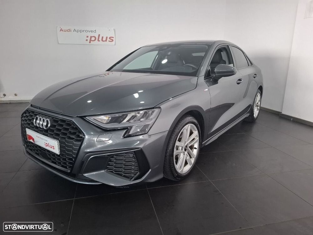 Audi A3 Limousine 30 TFSI S line S tronic - 1