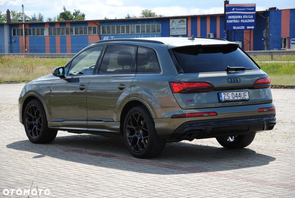 Audi Q7 - 6