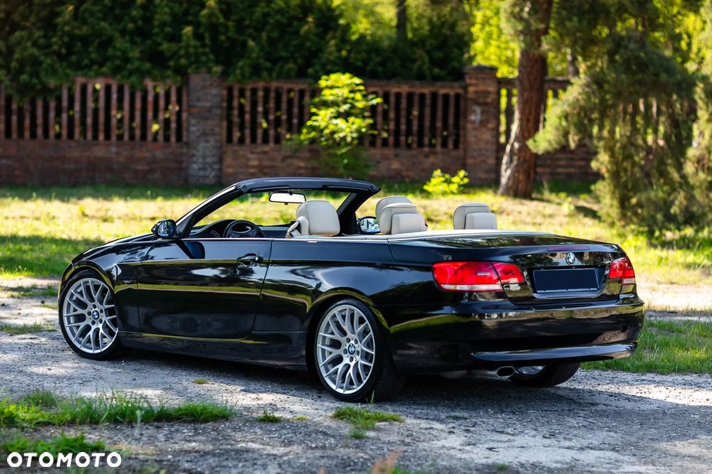 BMW Seria 3 320i Edition Exclusive - 12