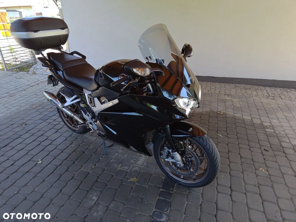 Honda VFR - 1