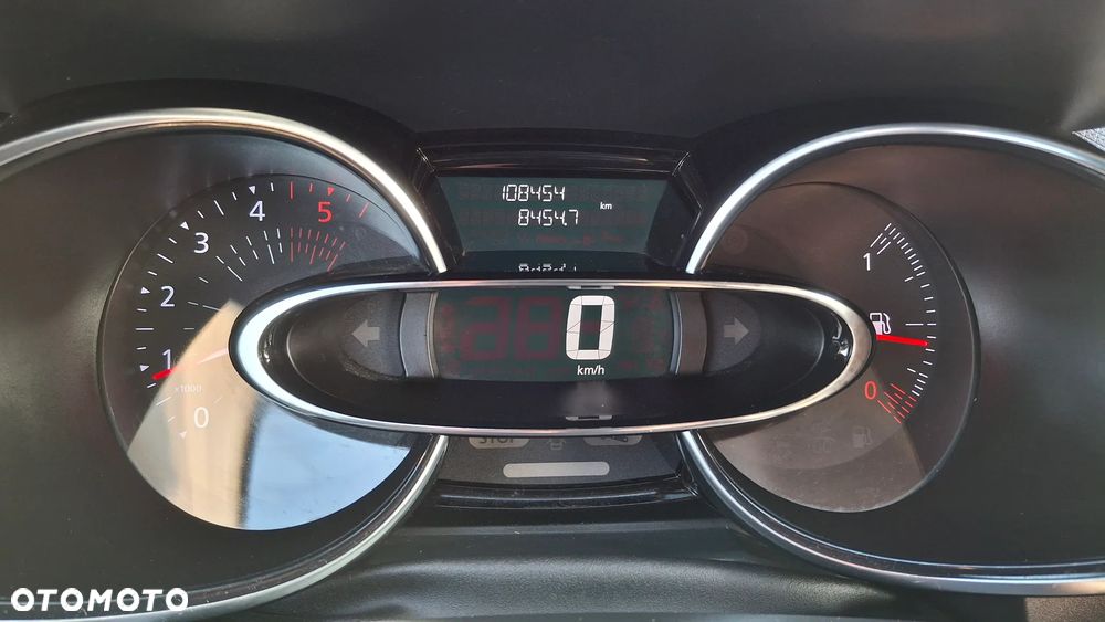 Renault Clio Energy dCi 90 Start & Stop LIMITED 2018 - 23