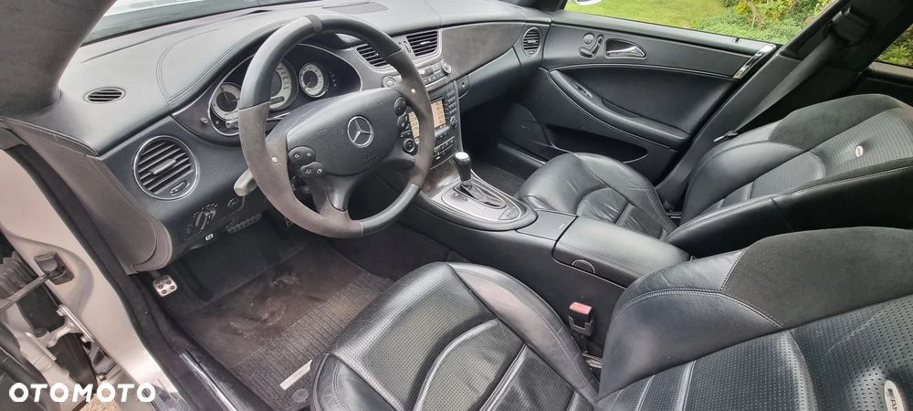 Mercedes-Benz CLS 55 AMG - 11