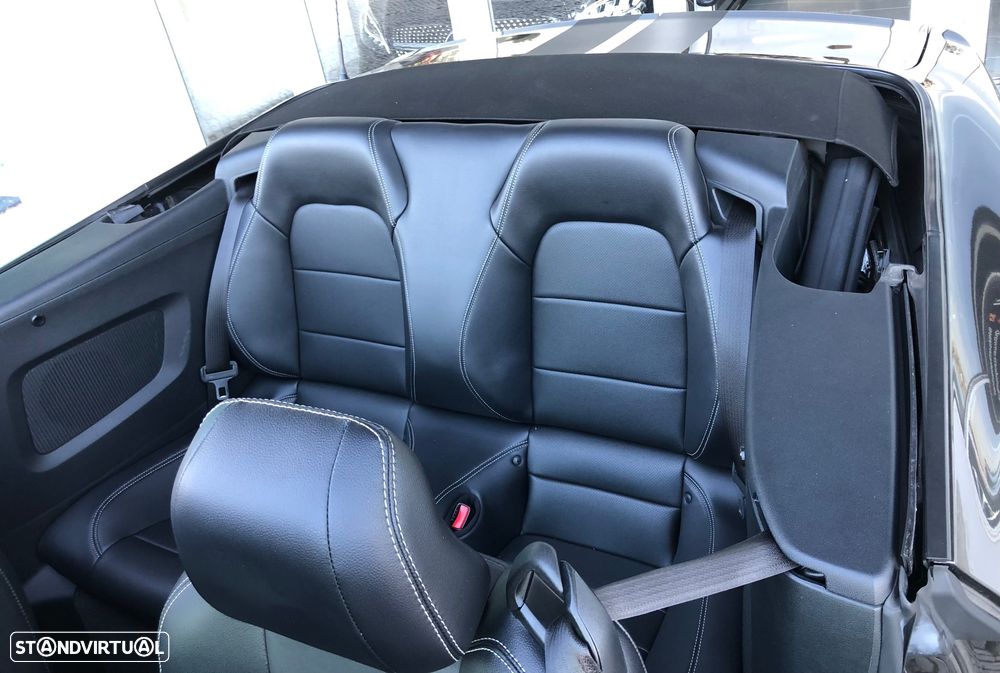 Ford Mustang Cabrio 2.3 Eco Boost - 26