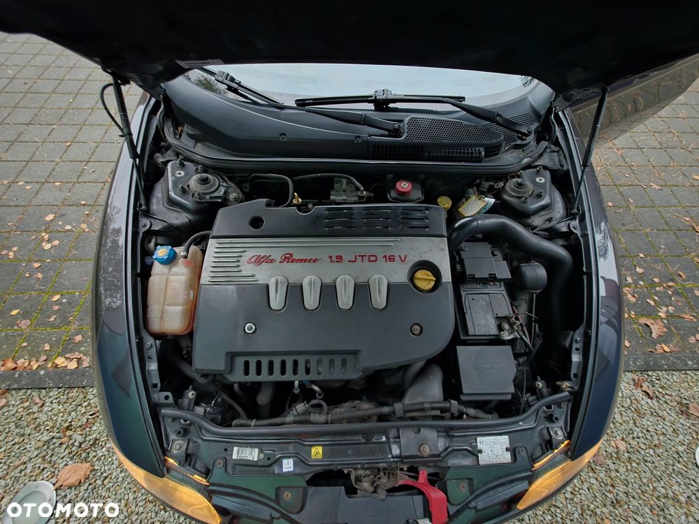 Alfa Romeo GT - 16