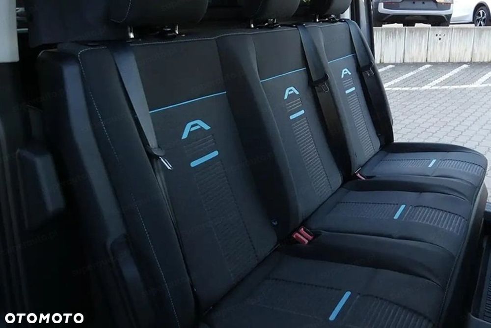 Ford Transit Connect - 14