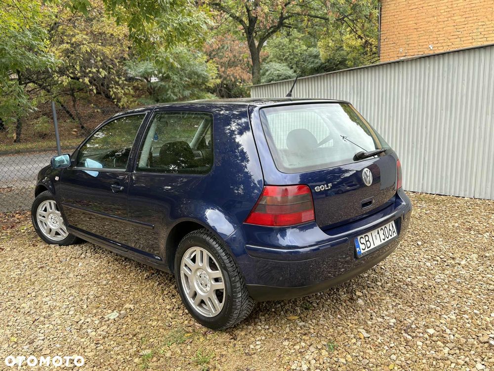 Volkswagen Golf IV 1.4 Basis - 3