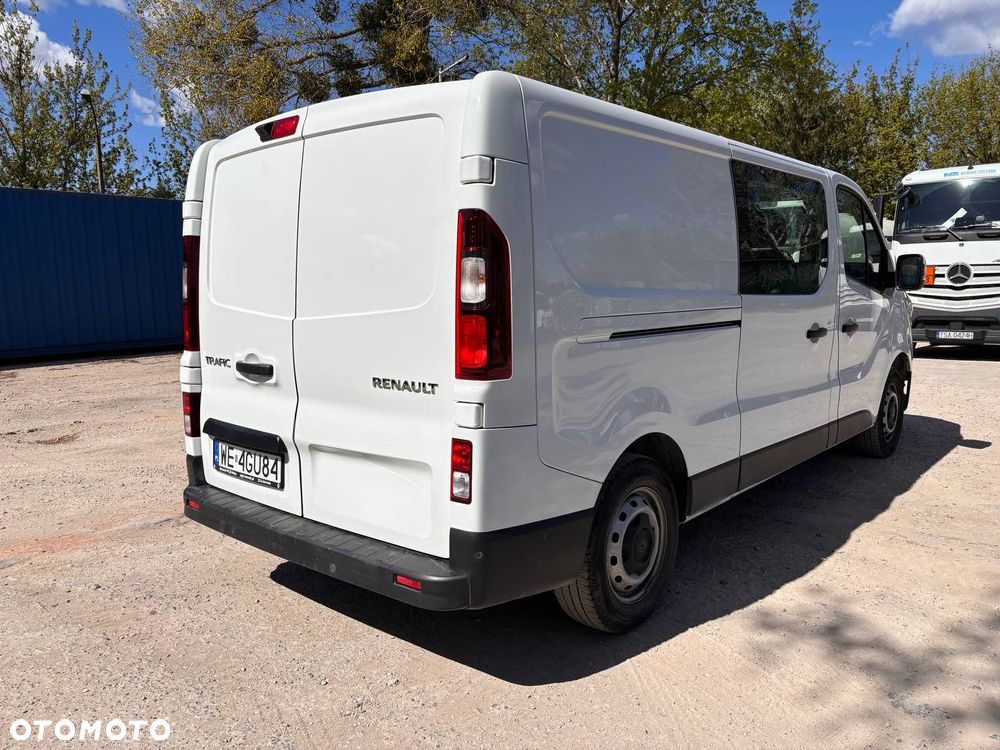 Renault Trafic (6 Osobowy) - 6