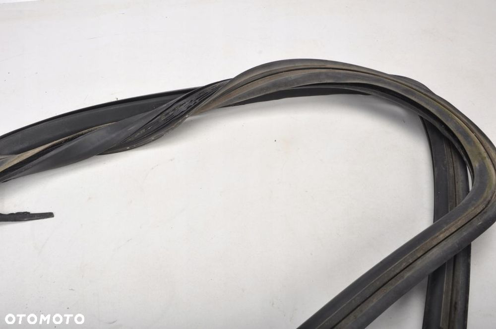 PORSCHE 911 II 930 USZCZELKA SZYBY CZOŁOWEJ - 3