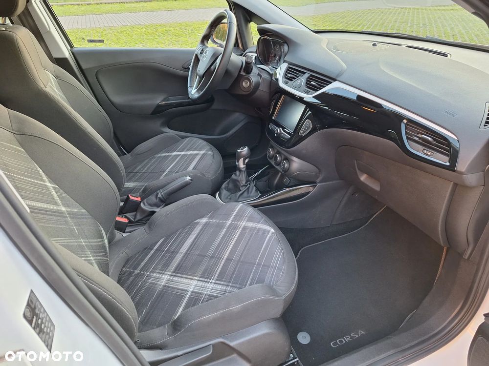Opel Corsa 1.4 Color Edition - 14